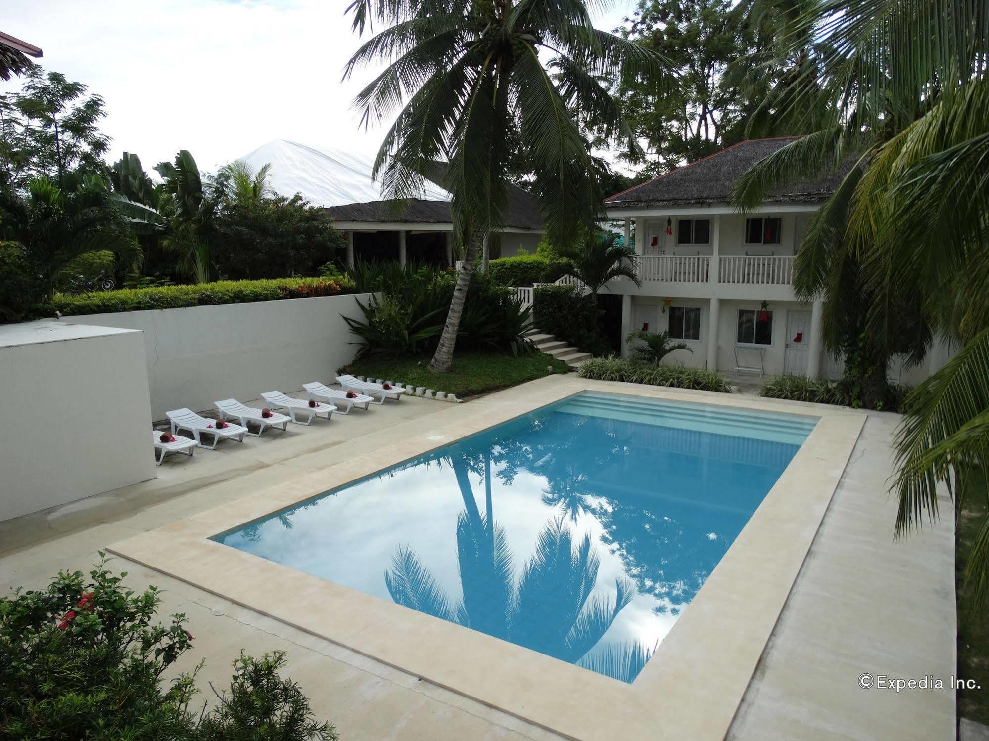 Momo Beach House Hotel Panglao Exterior foto